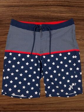 Hurley Men’s Patriotic 10” Board Shorts. Drawstring Closure. Size 32 Medium.
